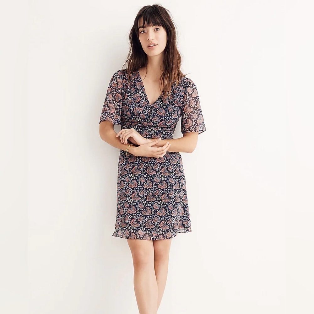 Madewell Orchard Flutter-Sleeve Dress in Fan Floral Mix